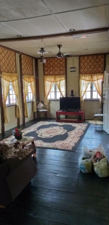 Teratak Opah Kamunting Hotel Taiping Bagian luar foto