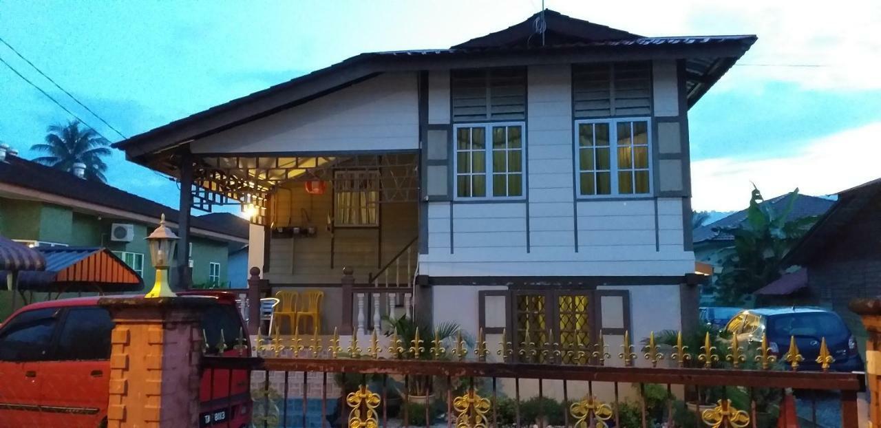 Teratak Opah Kamunting Hotel Taiping Bagian luar foto
